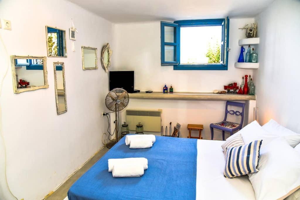 Villa Niloya Kythnos Лутра Екстер'єр фото