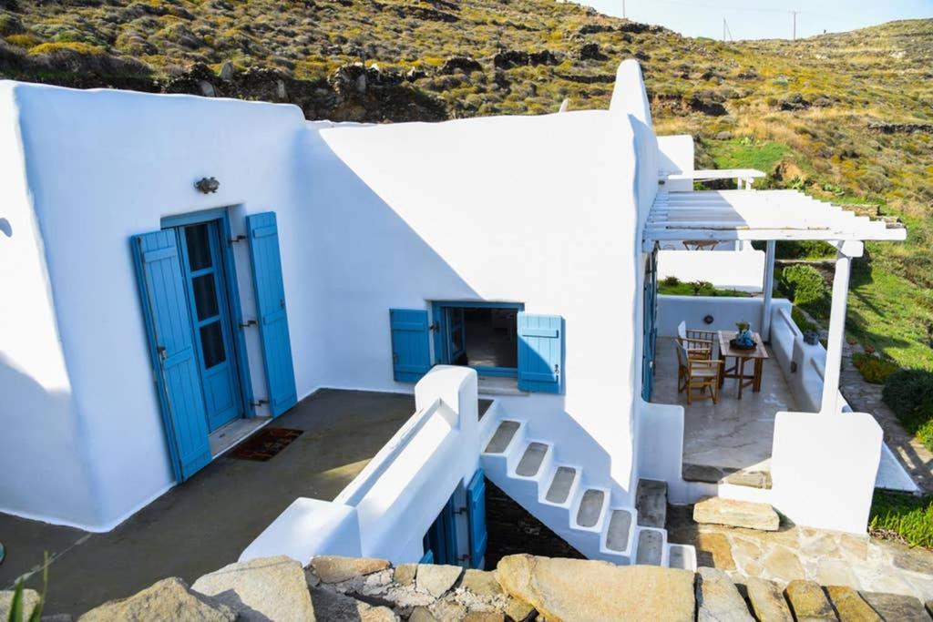 Villa Niloya Kythnos Лутра Екстер'єр фото