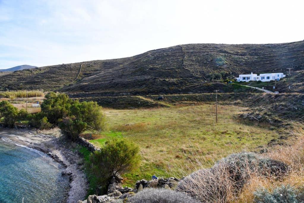 Villa Niloya Kythnos Лутра Екстер'єр фото